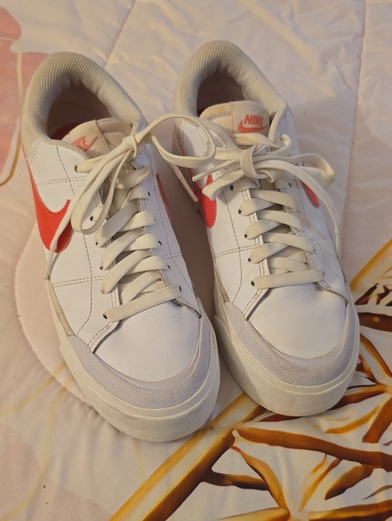 Nike Shoes - Nike Tennis Shoes